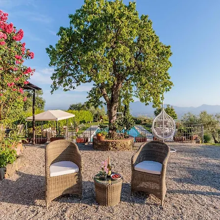 Villa Traditional Stone In